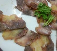 Cold-Mixed Donkey Meat