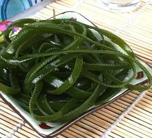 Thin seaweed strips