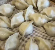 Fresh Pork Dumplings with Chinese Cabbage