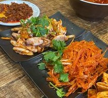 Mixed Dried Tofu Salad