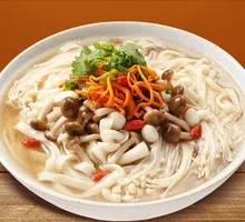 Fresh Mushroom Noodle Soup