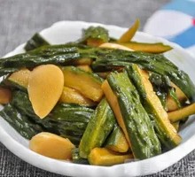 Pressed Cucumber Strips