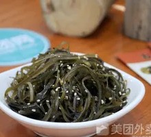 Thin seaweed strips