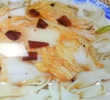 Spicy Sour Cabbage Noodles