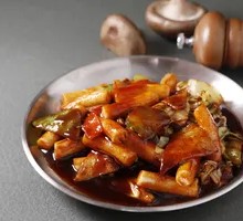 Grandma's Spicy Stir-Fried Rice Cakes