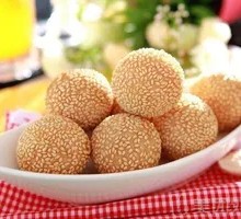 Happy Sesame Balls