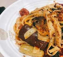 Spicy Mixed Noodles