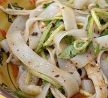 Cold Noodles with Dan Dan Sauce
