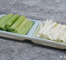 Shredded Cucumber