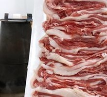 Hand-Cut Lamb Ribs