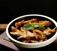 卤味鸡翅尖