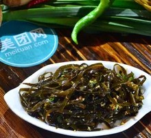 Garlic-mixed Kelp Salad