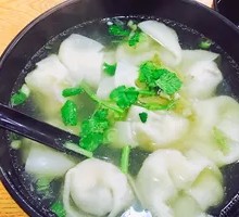 Shrimp and Pork Dumplings with Shepherd's Purse