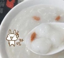Sweet Rice Balls in Fermented Rice Wine