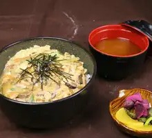 Black Mushroom Beef Rice Bowl