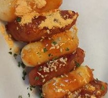 Rice Cake and Sausage Skewers