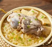 Sour Cabbage Stewed Pork Bones with Frozen Tofu