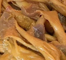 Sweet and Spicy Duck Intestines