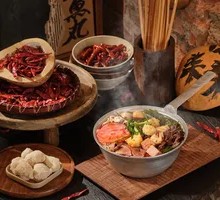 墨鱼丸子火锅米线