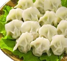 Sour Cabbage and Pork Dumplings
