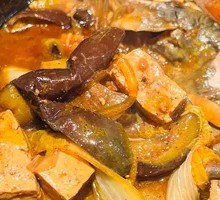 Stewed Fish in Iron Pot