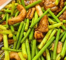 Squid with Garlic Shoots