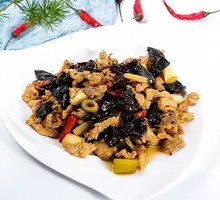 Minced Pork with Wood Ear Mushrooms