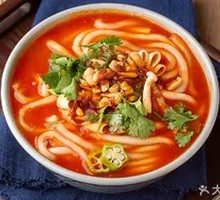 Potato Noodles with Tomato