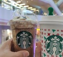 Hazelnut Flavored Black Tea Latte