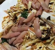 Cabbage with Sea Cucumber