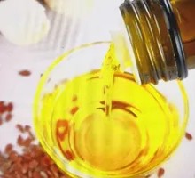 Sesame Oil Rice Noodles with Three Delicacies