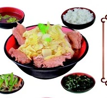 Golden Roast Pork Ribs with Chinese Cabbage