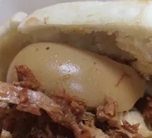 Meat Bun with Egg