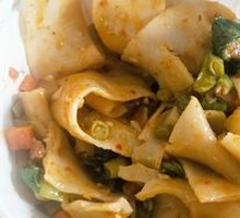 Oil-Poured Pork Sauce Noodles