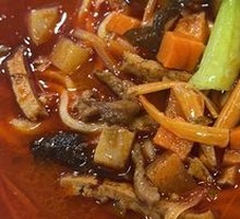 Qishan Sautéed Pork Noodles