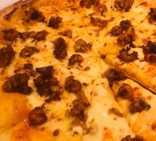 Spicy Crawfish Pizza