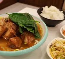 Spinach and Pork Rib Stir-fry