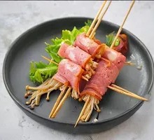 Bacon and Enoki Mushrooms