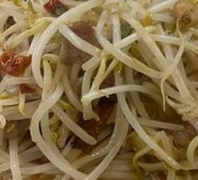 Sour Stir-Fried Bean Sprouts