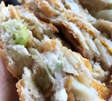 Fruitwood-Flavored Chicken Burger