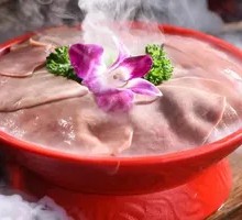 Fresh Pork Kidney Slices with Big Knife