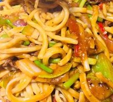 Traditional Fried Noodles