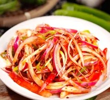 Onion and Pork Salad