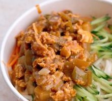 Signature Noodles with Sauce