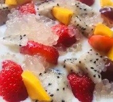 Yogurt Sago Fruit Salad