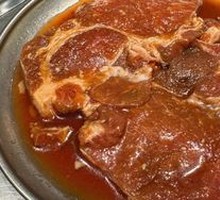 Fruit-Marinated Pork Cutlet