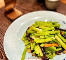 Chicken Mushroom Stir-fried with Bamboo Shoots
