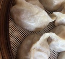 Donkey Meat and Scallion Steamed Dumplings