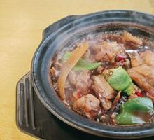 Yellow Braised Chicken with Rice