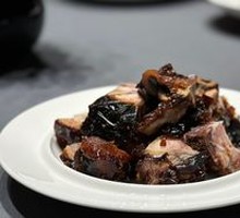 Zhou Qin Gong Liuting Pig Trotter